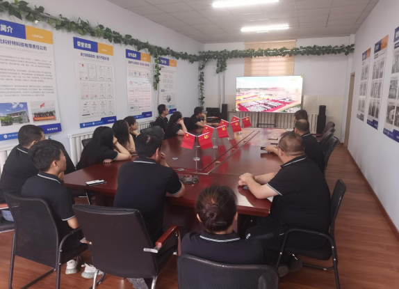 致敬勝利，共燃家國(guó)情懷——科好特科技組織員工觀看抗戰(zhàn)勝利 80 周年閱兵式